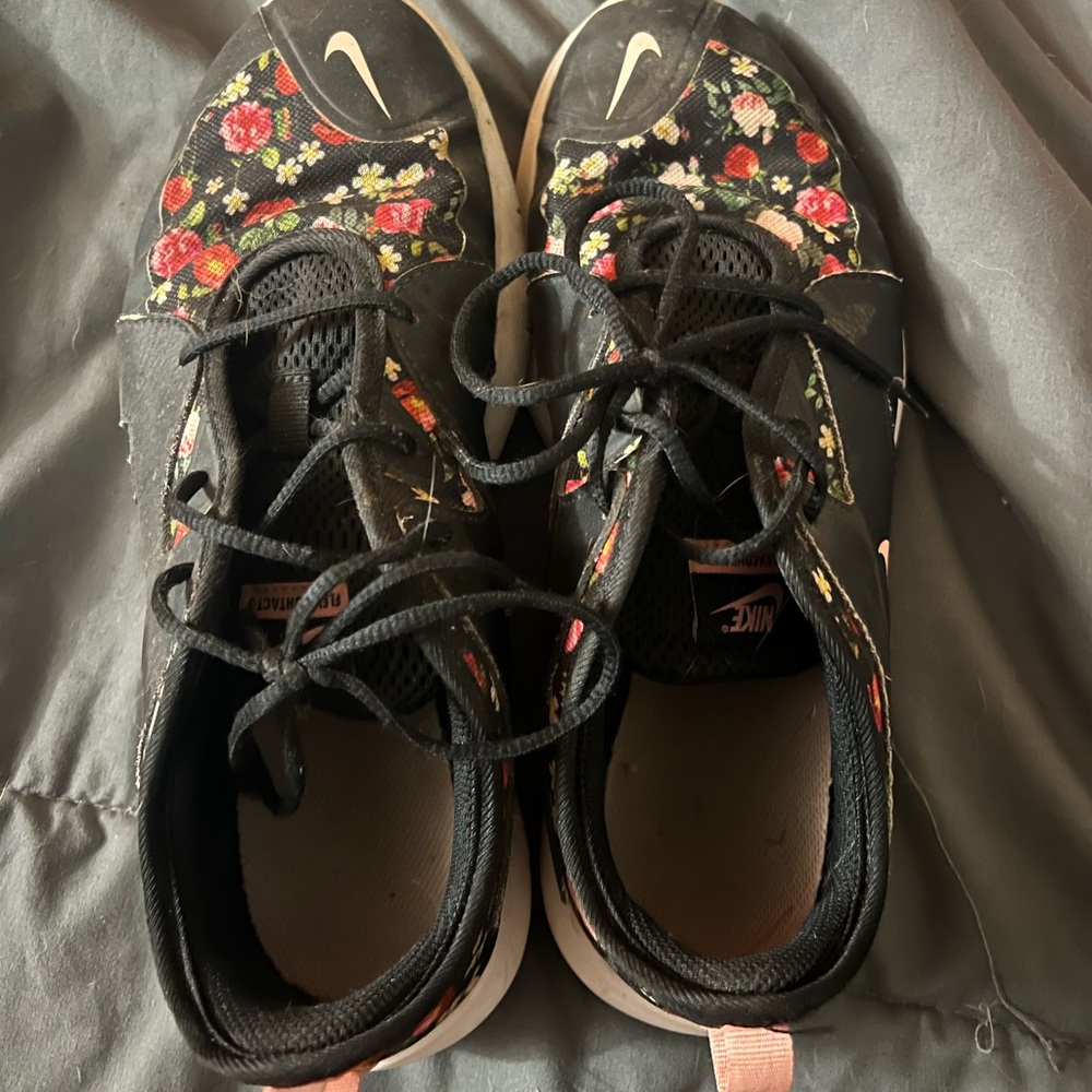 Women’s Nikes